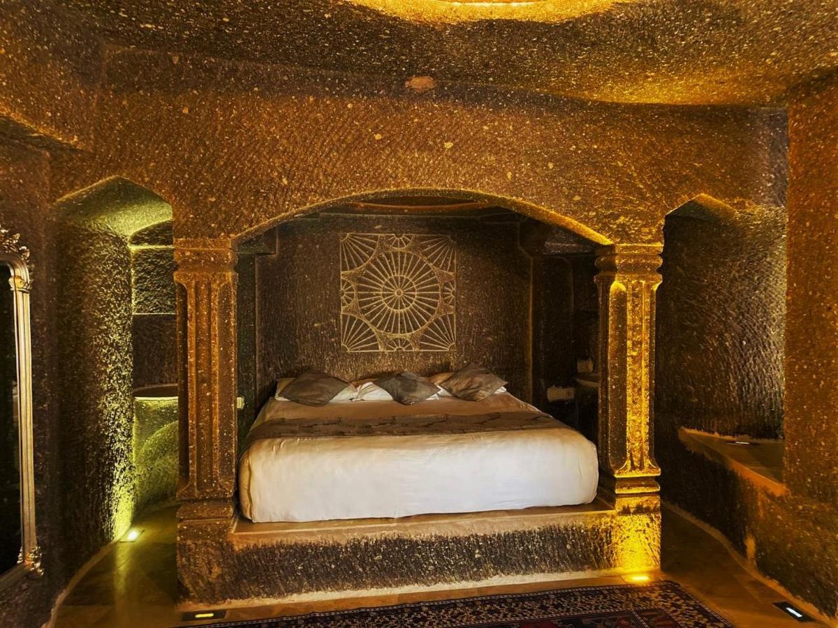 Cappadocia Empire Cave Hotel Göreme Exteriör bild
